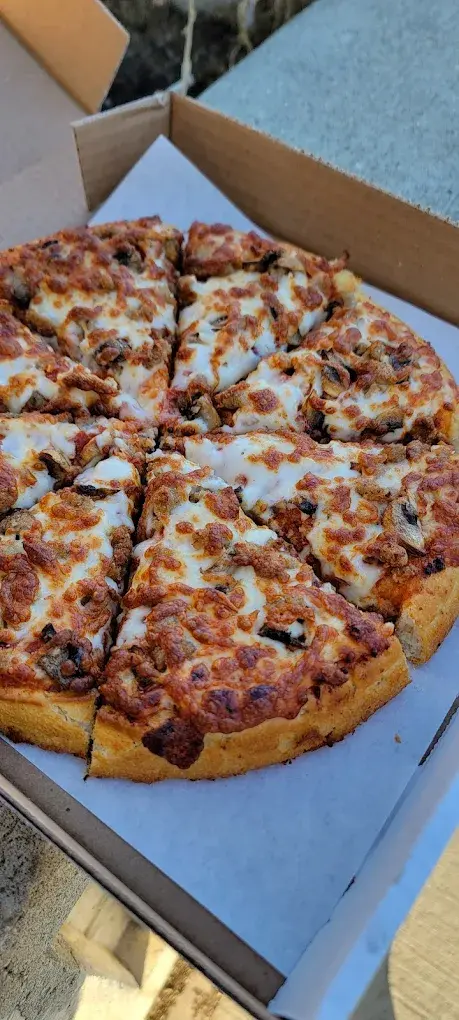 Boss Pizza - Best Organic Pizza Restaurant in Edmonton